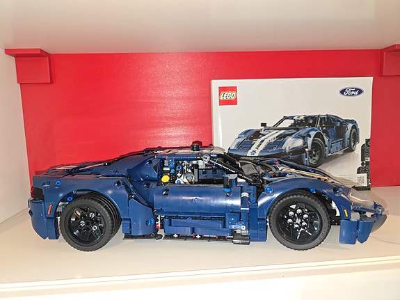 LEGO Technic 2022 Ford GT 42154
