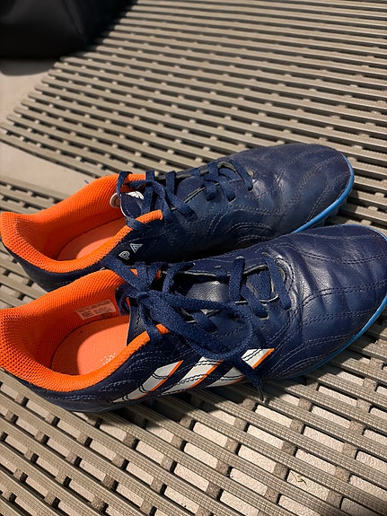 Adidas Copa turf-nappikset koko 38/sisämitta 24 cm