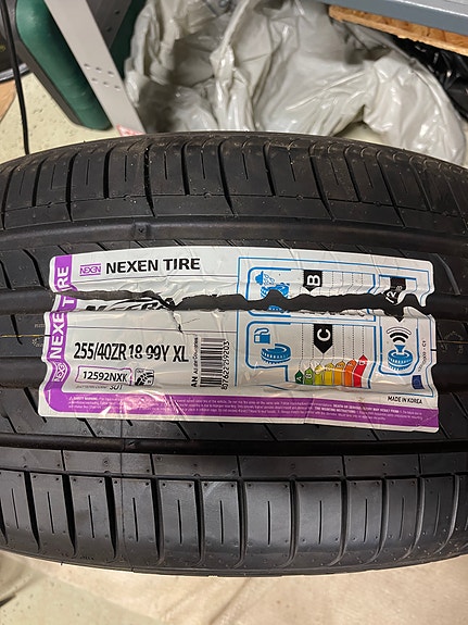 Kesärengas Nexen 255/40/18 1kpl
