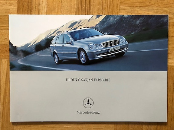 Esite Mercedes S203 C-sarja farmari vuodelta 2000 / 2001 W203
