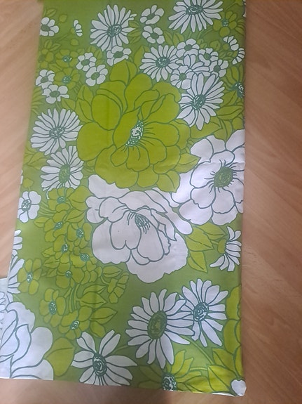 Finlayson kukkakuvioinen, retro kangas vihreä-valkoinen