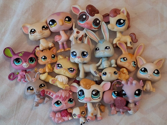 18 vanhaa littles petshop lelua