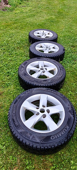 Nissan qashqai 2012 alkuperäiset vanteet. Nasta talvirenkaat