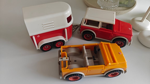 Schleich vanha auto ja traileri