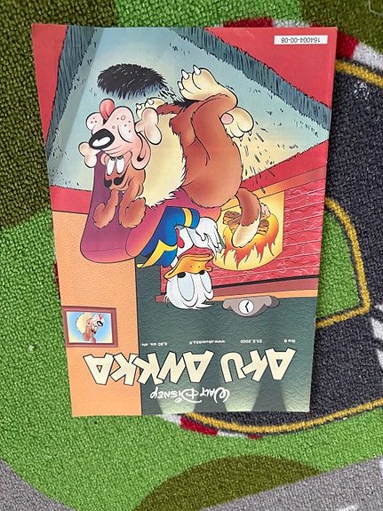 Aku Ankka  sarjakuvalehti 2000