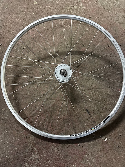 Shimano Nexus napadynamo 28” etupyörä