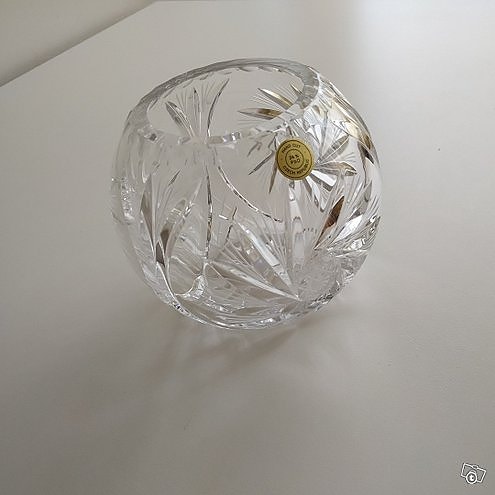 Kristalli malja pyöreä