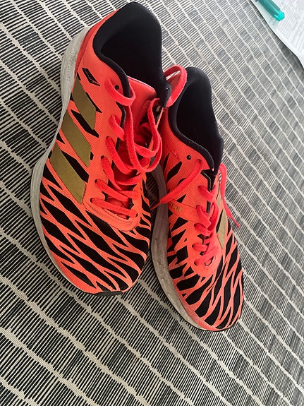 Adidas Adizero lenkkikenkä