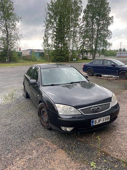 Ford Mondeo osia
