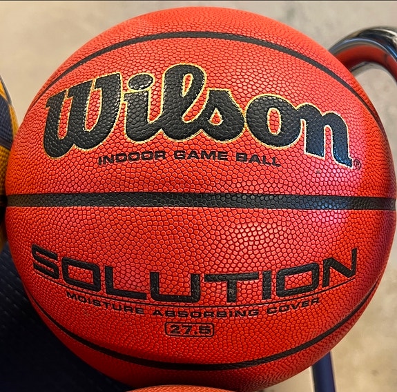 Wilson Solution koripallo 27,5
