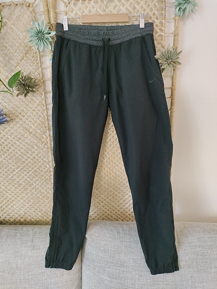 Nike housut