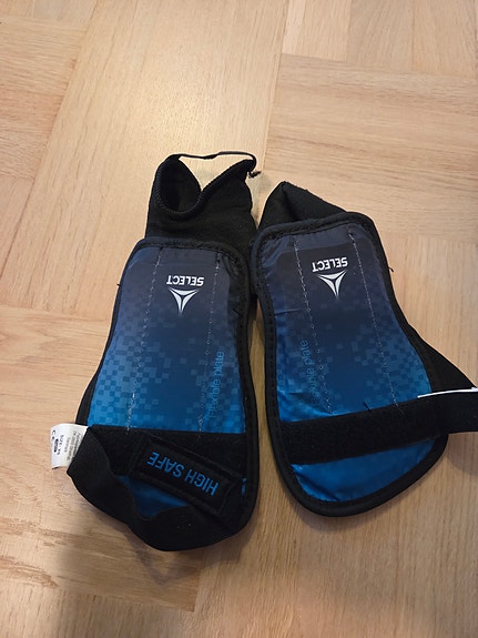 Select säärisuojat XS