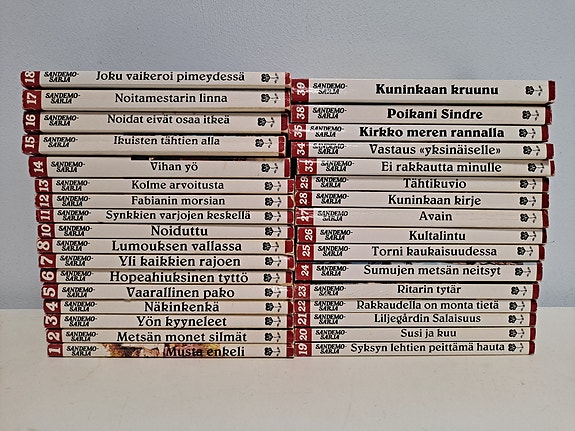 Margit Sandemo - Sandemo sarja
