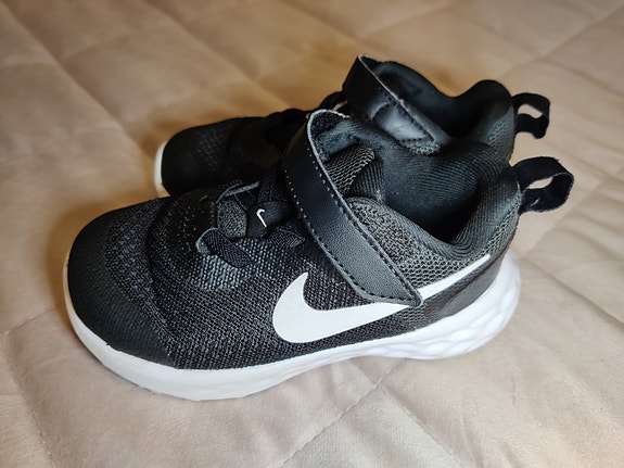 Nike lenkkarit, 25