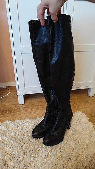 Steve Madden ylipolven saappaat