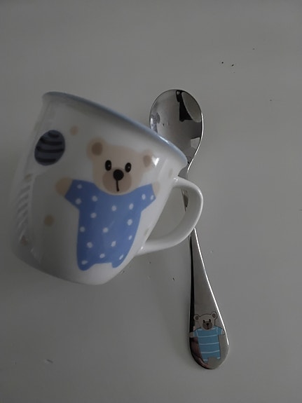 Pentikin muki ja lusikka/hinta alennettu