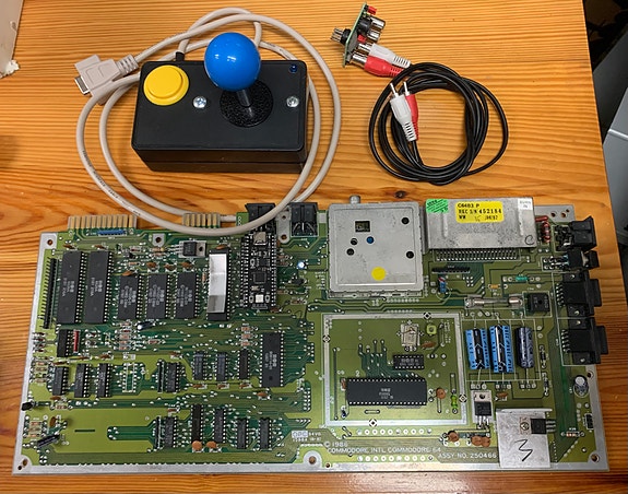 C64 : 250466 emolevy paketti