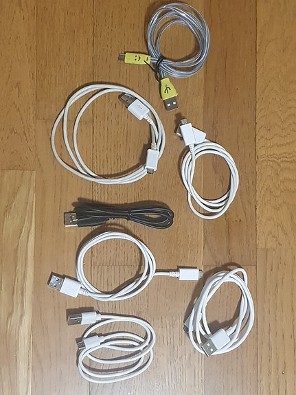 USB MICRO latauskaapeli