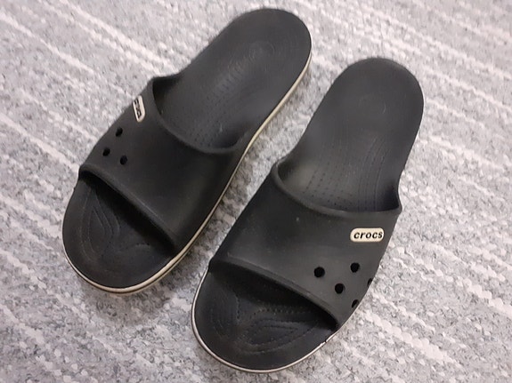 Miesten Crocs släpärit mustat koko: 9