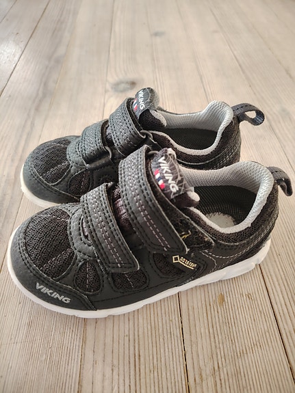 Gore-Tex kengät