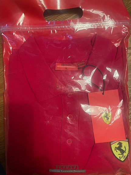 Ferrari pikeepaita