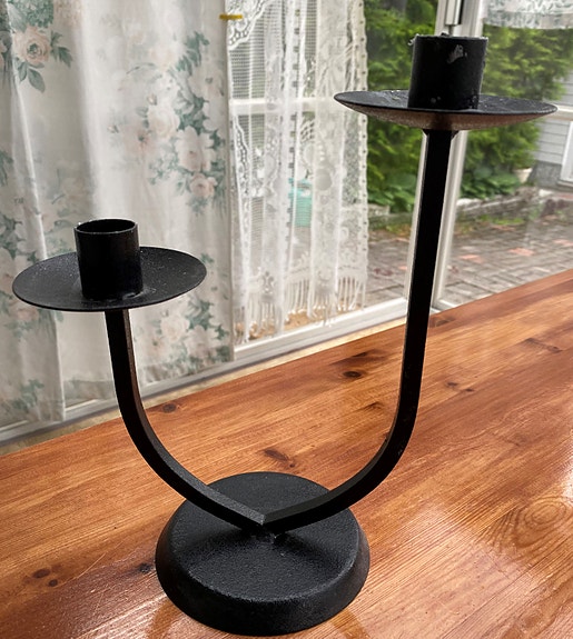 Metallinen kynttilänjalka