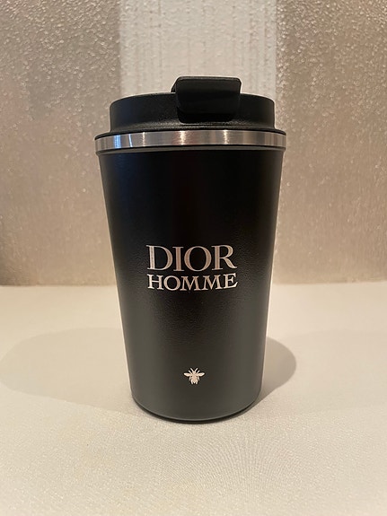 Dior Homme termosmuki ruostumaton teräs musta