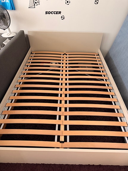 IKEA sängynrungon sälepohja