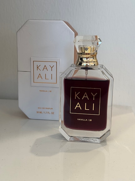 Kayali vanilla 28