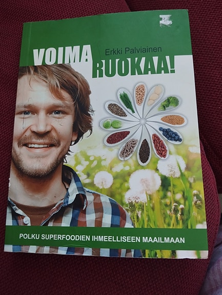Voima ruokaa kirja