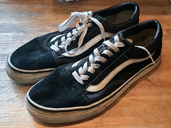 Vans of the wall tennarit, koko 43