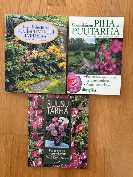 Puutarhakirjoja, puut ja pensaat, ruusut, puutarhan suunnittelu