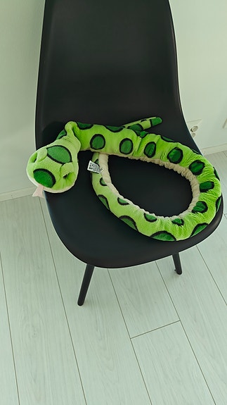 Käärme pehmolelu