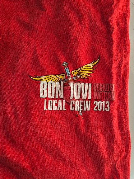 Bon Jovi Local Crew paita 2013 Because we Can tour
