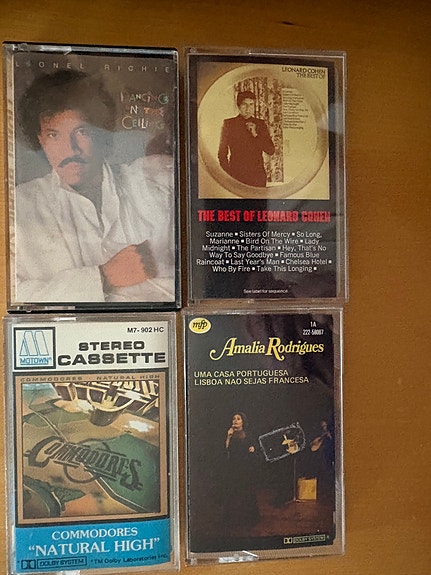 C-kasetteja Lionel Richie, Leonard Cohen, Commodores, Amalia Rodrigues