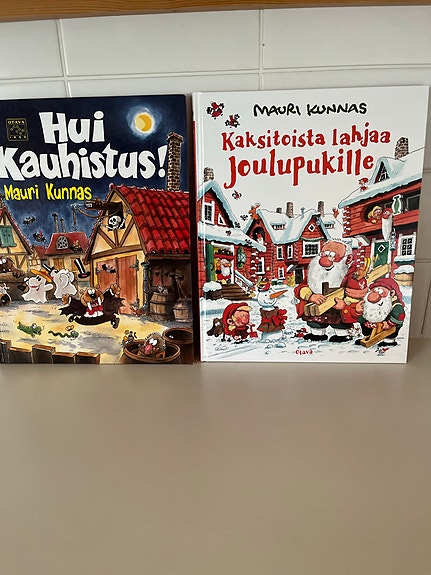 Mauri Kunnas lastenkirjat Hui kauhistus! ja Kaksitoista lahjaa Joulupukille