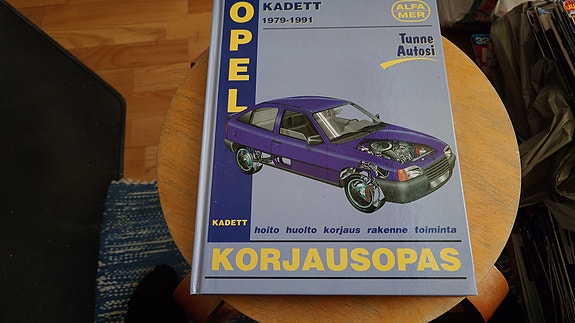 Opel Kadett korjausopas