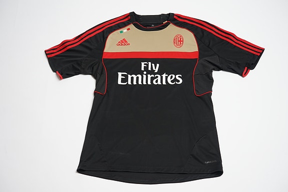 AC Milan 2011-12 paita