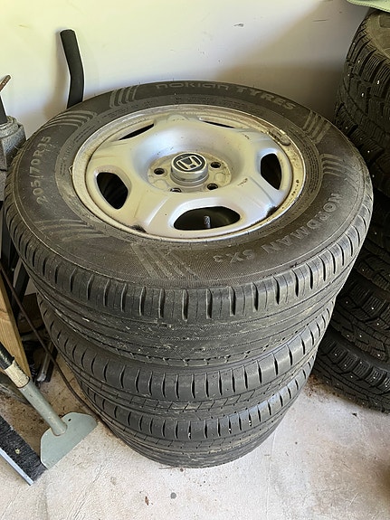 Kesärenkaat vanteilla Honda CR-V MK2