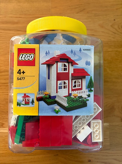 Lego-talo 5477