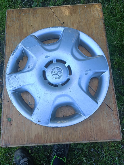 Toyota pölykapseli