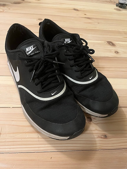 Nike Air Max Thea tennarit 40,5