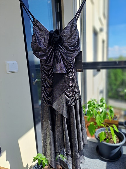 Product image 2 of 12