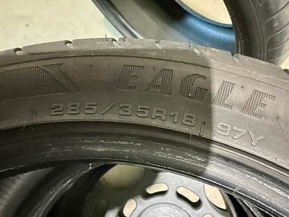 Good Year Eagle F1 285/35R18