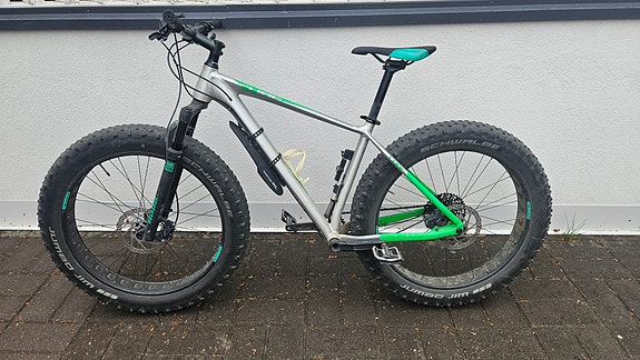 Cube Nutrail maastopyörä
