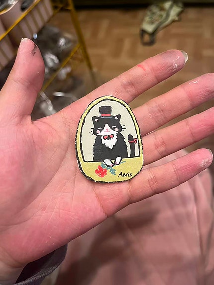 Käsintehty kissa-magneetti – söpö design (8€)