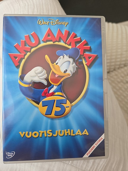 Walt Disney Aku Ankka 75-vuotisjuhlaa DVD