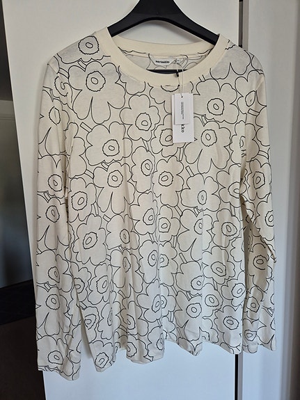 Marimekko unikko-paita XXL