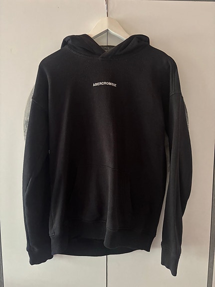 Abercrombie & Fitch huppari XS musta