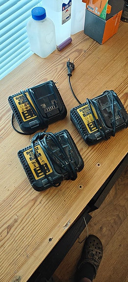 Dewalt dcb115 laturit 3kpl